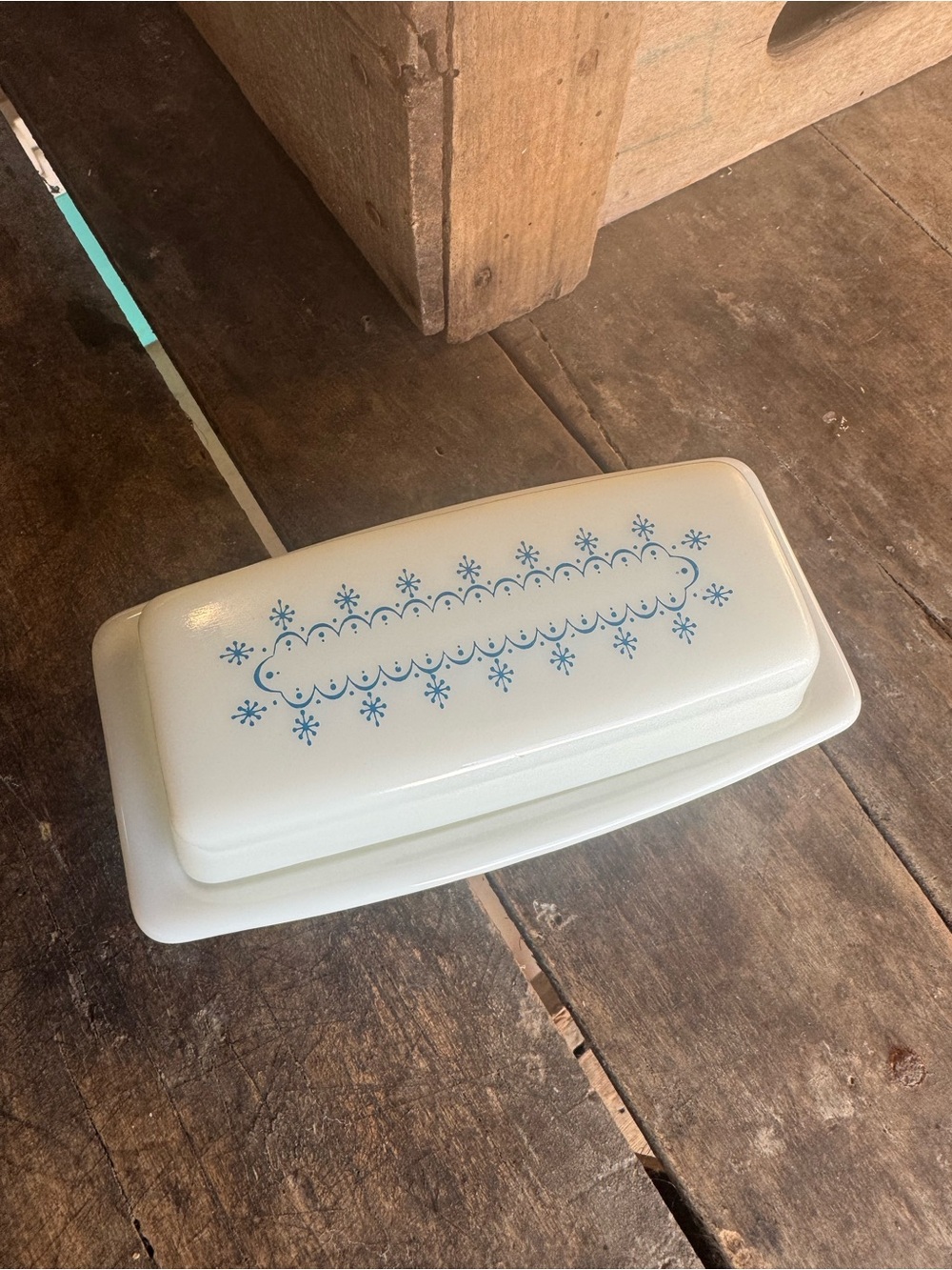 Vintage Pyrex Snowflake Blue Garland Butter Dish 72-B Milk Glass w/ Lid